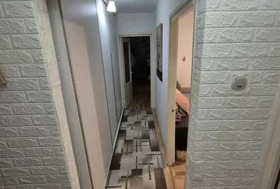 Apartament cu 2 camere decomandat în Central - 4