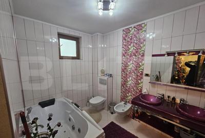 Casă cu 4 camere cu Teren 50 Mp în Cetate