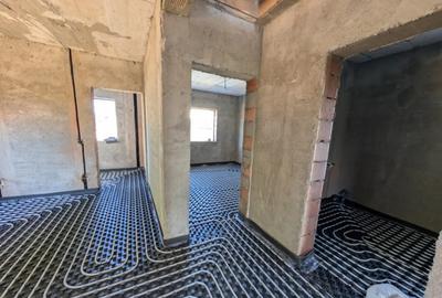 Casă cu 3 camere cu Teren 300 Mp în Central - 9