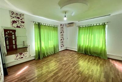 Casă individuală cu 4 camere cu Canalizare în Vitan Mall - 7