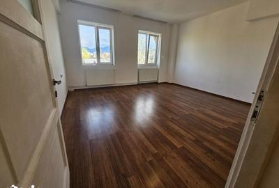 Apartament cu 2 camere decomandat în Centrul Civic - 6