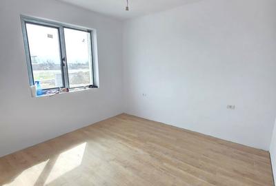 Casă cu 4 camere cu Teren 400 Mp în Domnești - 13