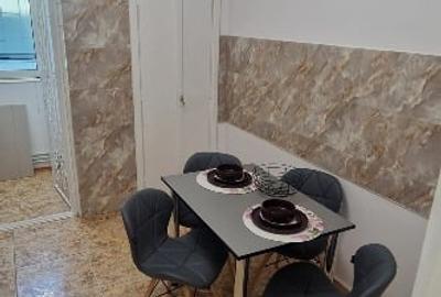 Apartament cu 3 camere, mobilat în Central - 10