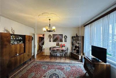 Ap cu 2 camere, balcon, etaj 3 4, zona Terezian - 2