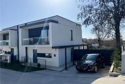 Casă cu 4 camere cu Teren 220 Mp în Central