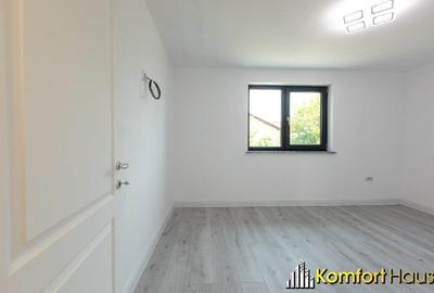 Casă cu 3 camere cu Teren 375 Mp în 9 Mai - 7