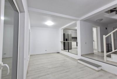 Casă cu 3 camere cu Teren 150 Mp în Bucium - 1