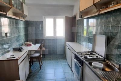 Apartament cu 2 camere decomandat, mobilat în Carpați 2 - 3