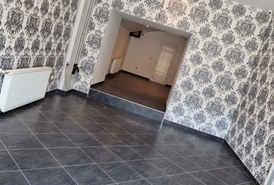 Spațiu comercial, în Central - 7