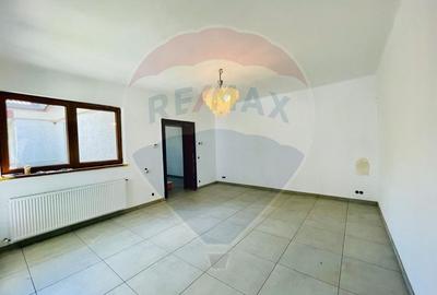 Casă cu 6 camere cu Teren 500 Mp în Calea Dumbrăvii - 9