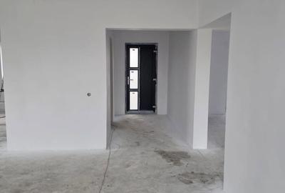 Casă cu 3 camere cu Teren 480 Mp în Agigea - 3