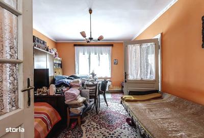 Casă cu 3 camere în Pârneava - 1