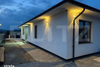 Casă cu 5 camere cu Teren 344 Mp în Central - 1