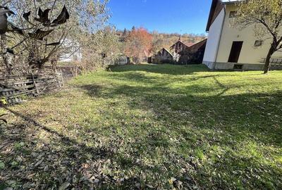 Teren de 312 mp, în Bran