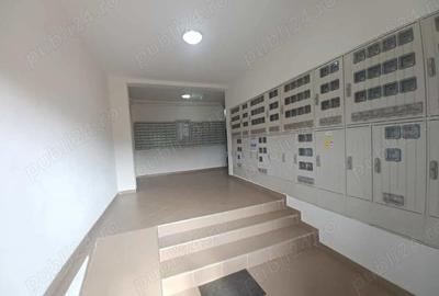 Apartament cu 3 camere decomandat în Berceni - 2