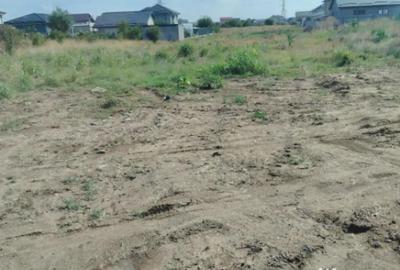 Teren de 435 mp, în Preajba