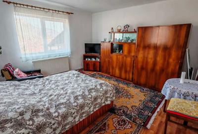 Casă cu 4 camere în Central - 5