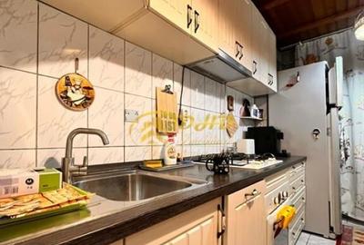 3 camere decomandat,etaj intermediar,zona semicentrala Gara Mare - 3