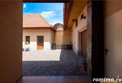 Resedinta cu:foisor,2 garaje, crama tip restaurant+garsoniera lux ... - 12