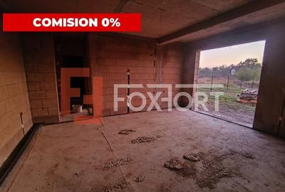 Apartament cu 4 camere decomandat în Plopi