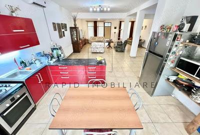 Casă cu 6 camere cu Teren 1000 Mp în Central - 2