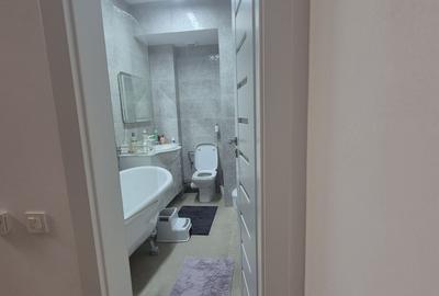 Apartament cu 3 camere decomandat în Cotu - 6