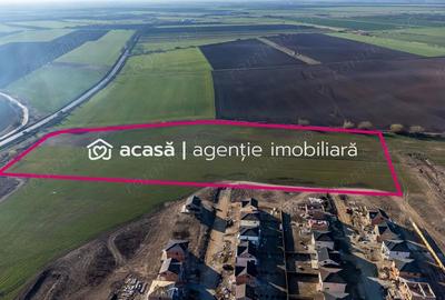 Teren de 39016 mp, în Central