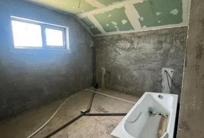 Casă cu 6 camere cu Teren 500 Mp în Ghercești - 12