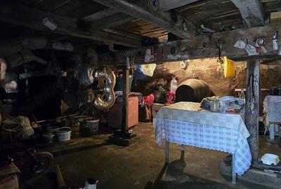 Casă cu 3 camere cu Teren 1312 Mp în Central - 3