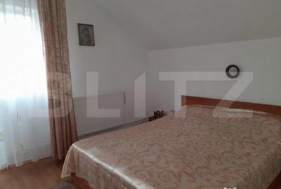 Casă cu 6 camere cu Teren 1120 Mp în Central - 9