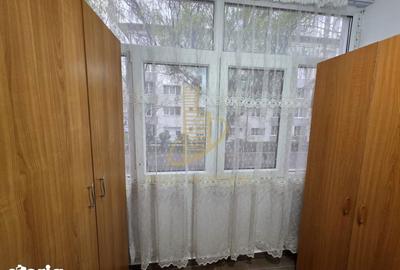 Apartament cu 3 camere decomandat în Central - 1