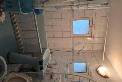 Apartament cu 3 camere decomandat în Central - 1