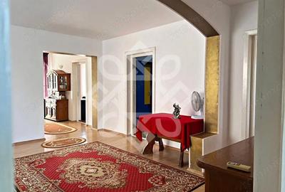 Casă cu 6 camere cu Teren 1850 Mp în Spitalul Județean - 5