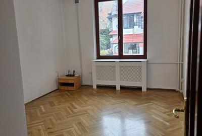 Casă individuală cu 6 camere cu Canalizare în Floreasca - 3