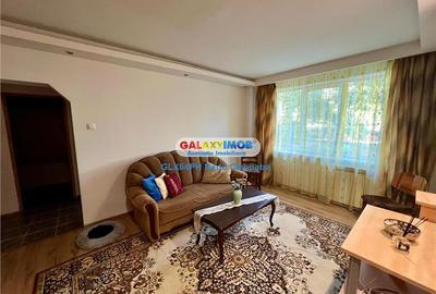 Apartament cu 2 camere semidecomandat, mobilat în Nord