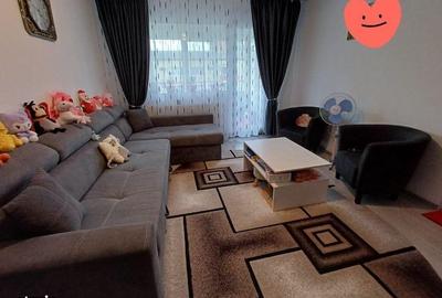 Apartament cu 2 camere semidecomandat în Govândari