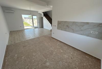 Duplex cu 4 camere cu Teren 252 Mp în Moșnița Veche - 10