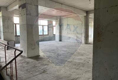 Spațiu comercial, de 675 mp, în Dudești - 1