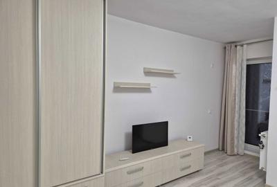 Garsonieră decomandată în Titan - 3