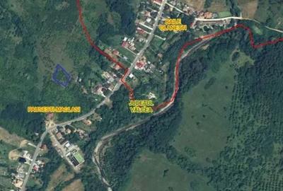 Teren de 2300 mp, în Păușești - 2