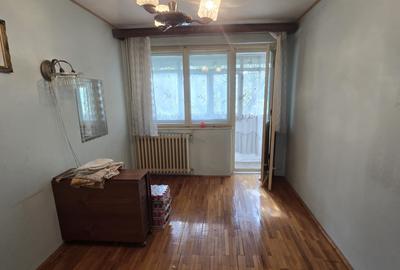 3 camere, St 74mp, parc, metrou Drumul Taberei, tramavi 41, strada 1 Mai, nr 30 - 21