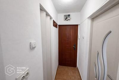 Garsonieră decomandată în P-ța Spitalului - 9