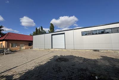 Spațiu comercial, de 750 mp, în Central - 8