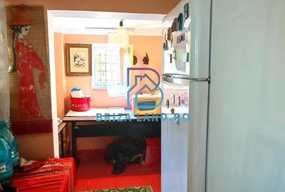 Casă individuală cu 4 camere cu Canalizare în Exterior Est - 14