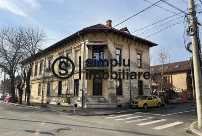 Casă cu 8 camere cu Teren 725 Mp în Central - 3