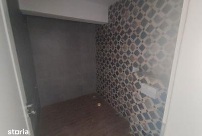 Apartament cu 3 camere decomandat în Nicolina - 4