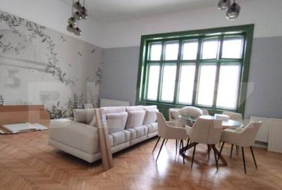 Apartament de vanzare, cu 3 camere, 107 mp, zona centrala - 2