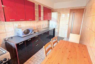 De închiriat apartament 4 camere, recompartimentat în 3, Iancului - 16