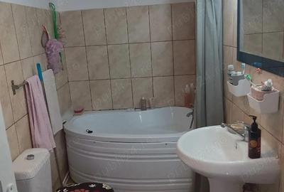 Casă cu 5 camere cu Teren 365 Mp în Poșta - 2