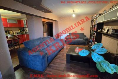 Apartament cu 4 camere decomandat în Găvana - 4
